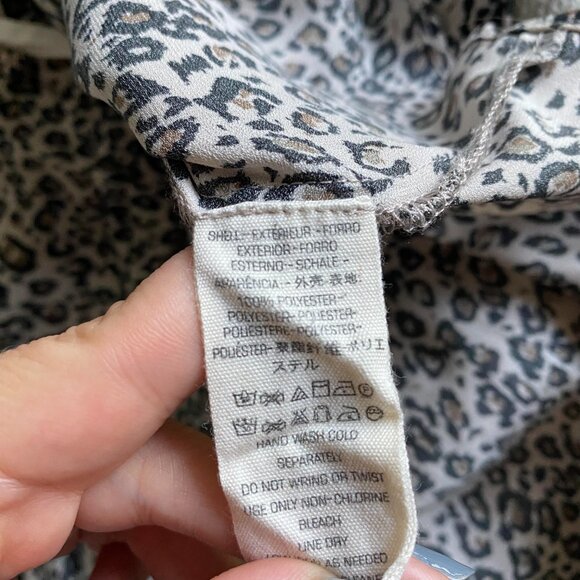 FREE PEOPLE Leopard Print Long Sleeves Button Down Blouse Size S - Picture 7 of 8